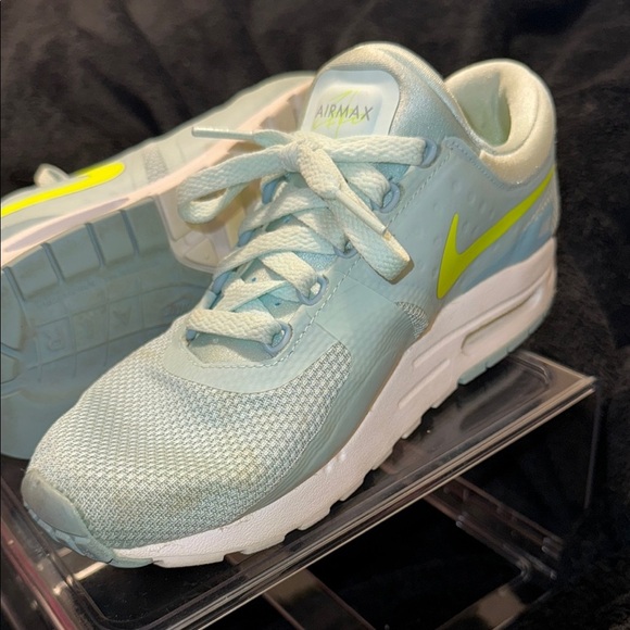 Blue Athletic Sneakers with Breathable Mesh - Picture 10 of 12